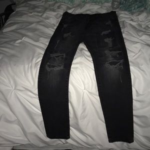 men’s black ripped h&m jeans